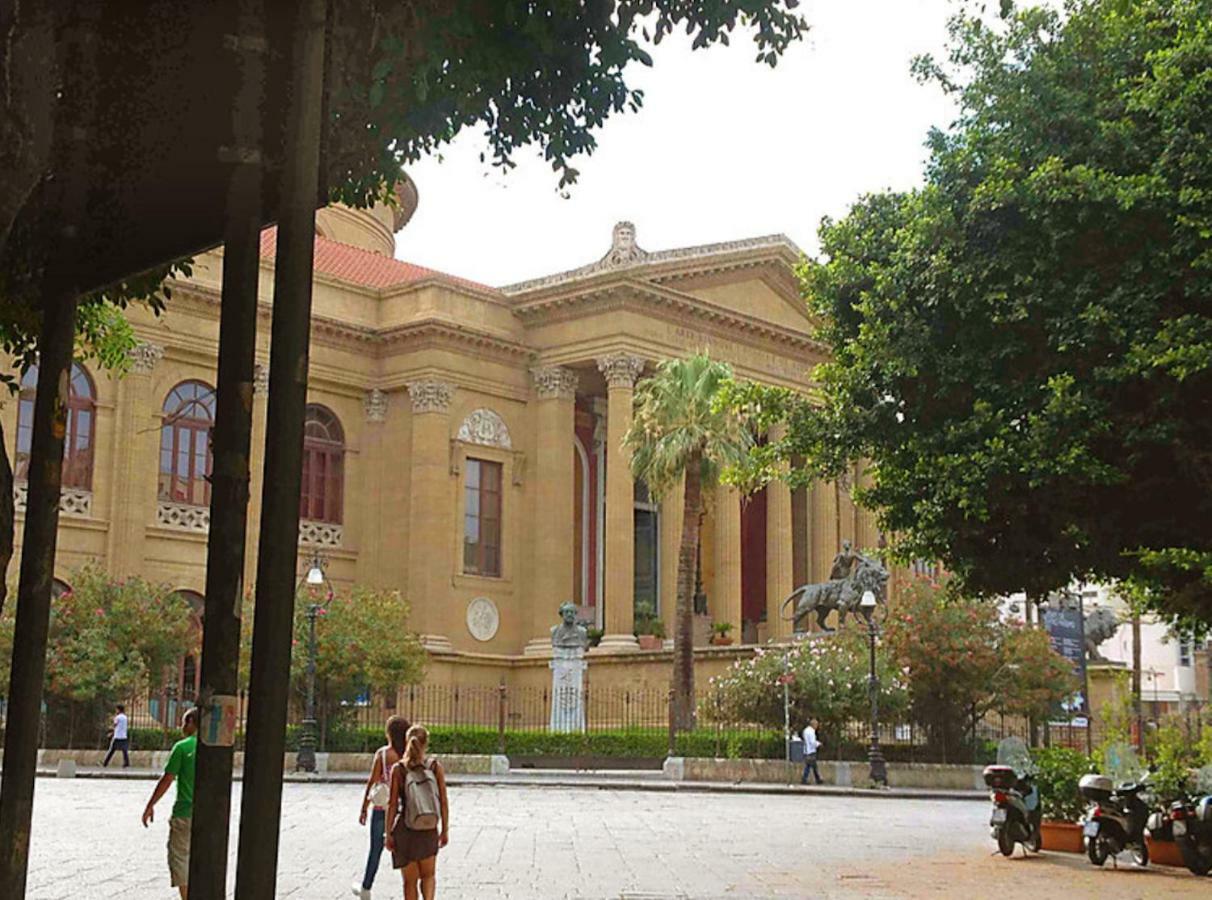 Orologio Del Massimo Apartamento Palermo Exterior foto
